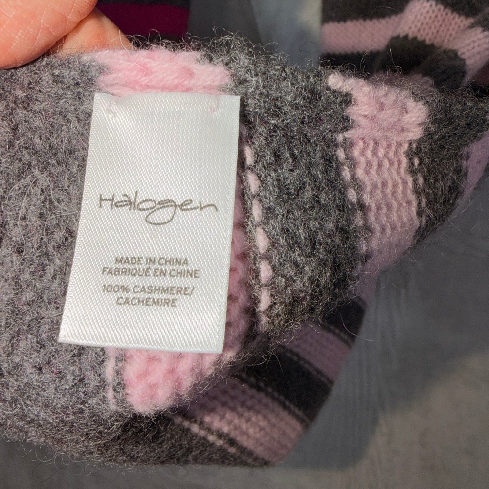 W HALOGEN 100 %‎ Cashmere Infiniti Scarf Women'sStriped Pink and Gray Luxury - Picture 3 of 7